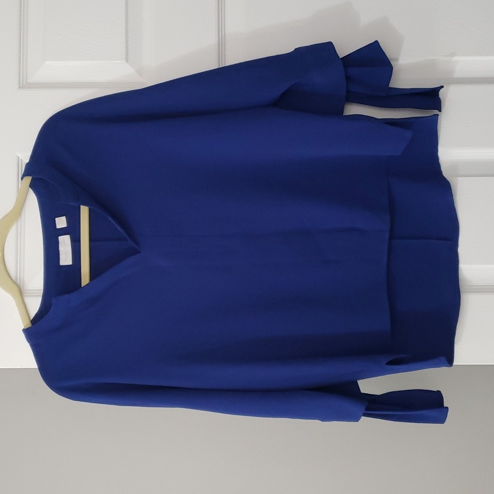 Blouse - Picture 1 of 8
